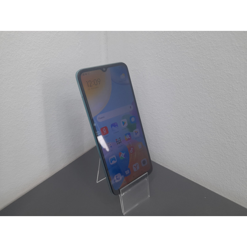 Мобильный телефон Xiaomi Redmi 10C 3/64 GB            
            б/у