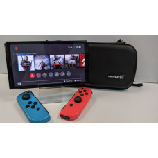 Игровые приставки Nintendo Switch OLED (HEG-001)            
            б/у