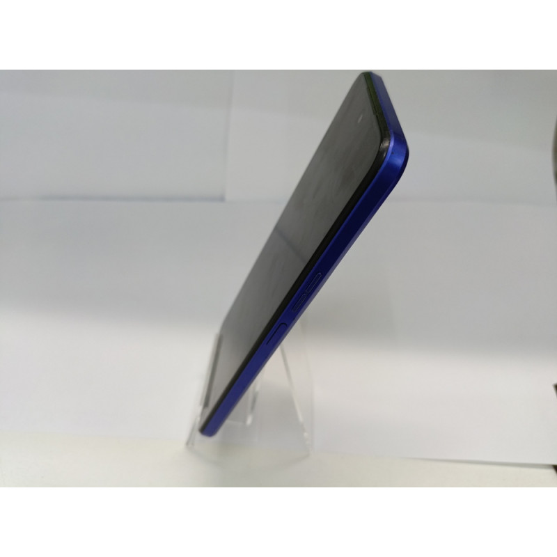 Мобильный телефон Tecno Pova 4 8/128 GB            
            б/у