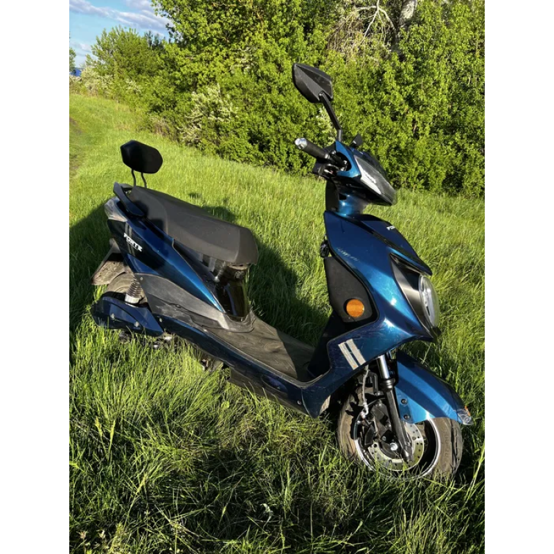 Электроскутер Forte Hawk 2000W